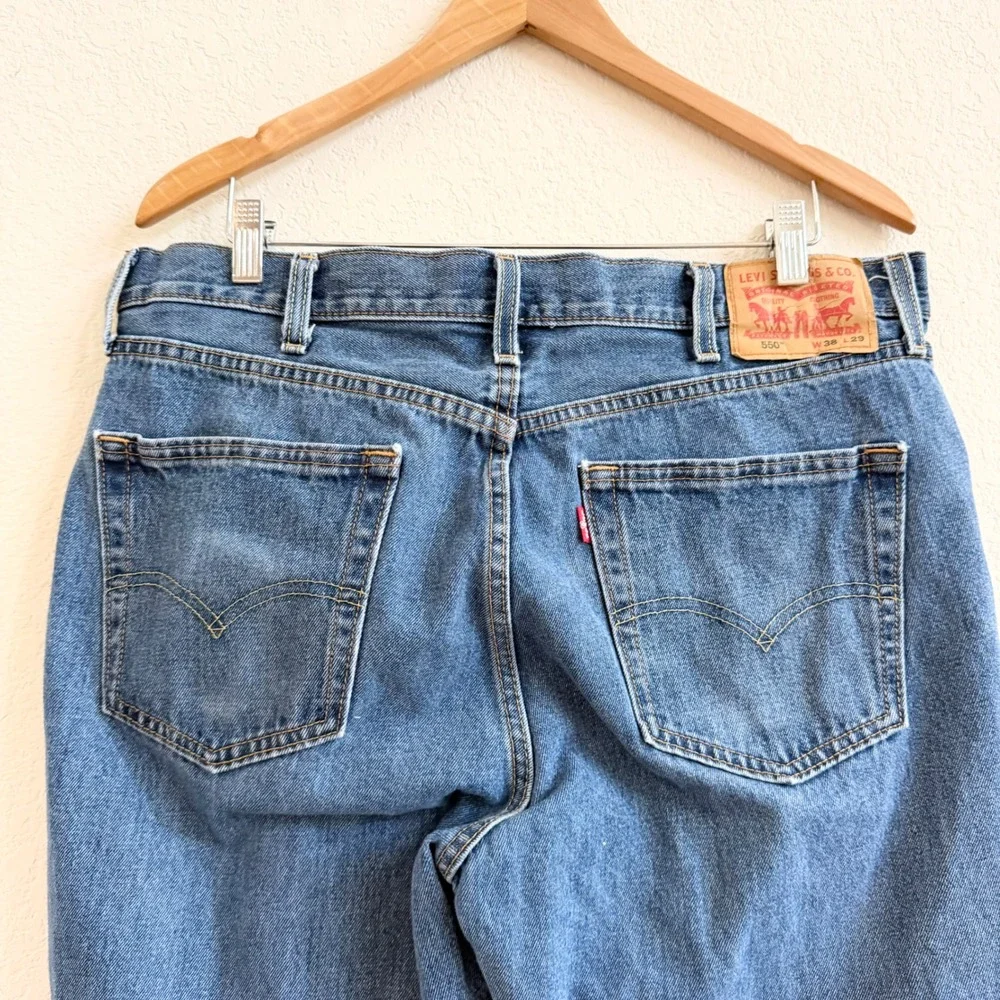 Levis measurements length